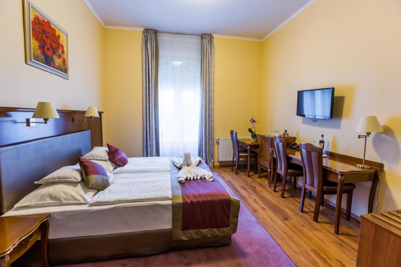 Pannonia 1893 Premium Hotel Sopron Ngoại thất bức ảnh