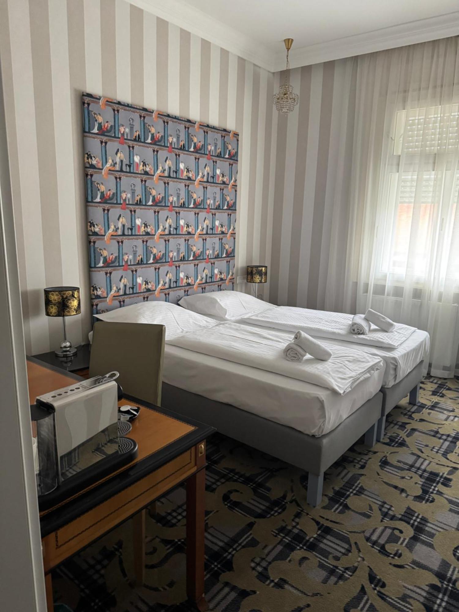 Pannonia 1893 Premium Hotel Sopron Ngoại thất bức ảnh